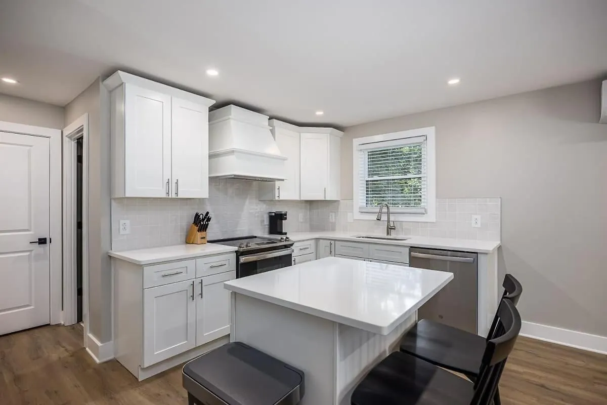 24-Guest Retreat The Nomad: Studio X2 1Br X4 Nashville